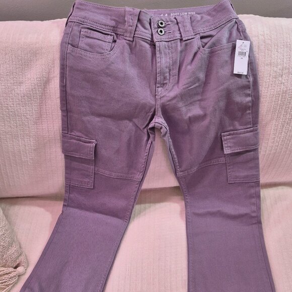 BNWT, Never worn, GUESS, Youth Size 12, Purple, low rise, boot cut, jeans. - Picture 1 of 4